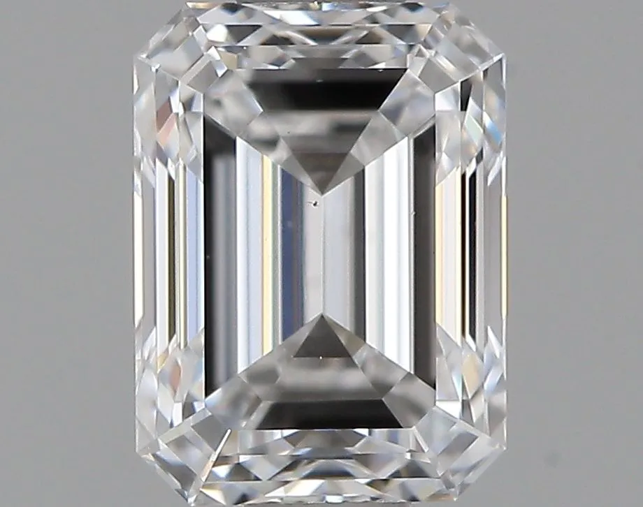 0.74ct EMERALD E VS2 Natural diamond