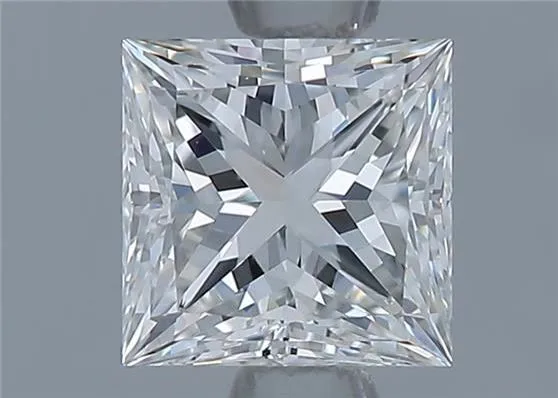0.8ct PRINCESS H VS1 Natural diamond