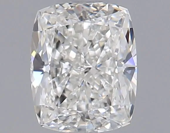 0.41ct CUSHION G VVS2 Natural diamond