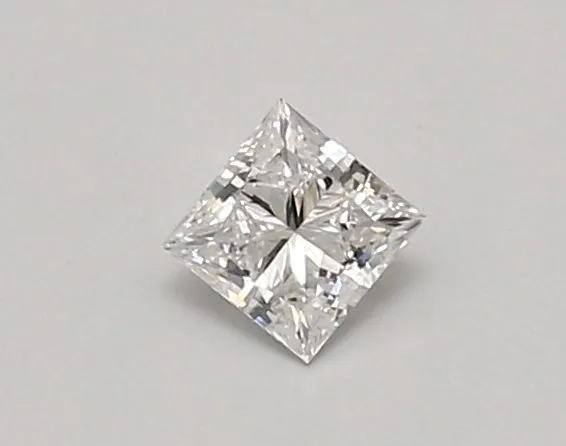 0.32ct PRINCESS E VVS1 Lab diamond