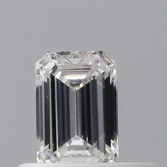 0.3ct EMERALD E VS1 Natural diamond