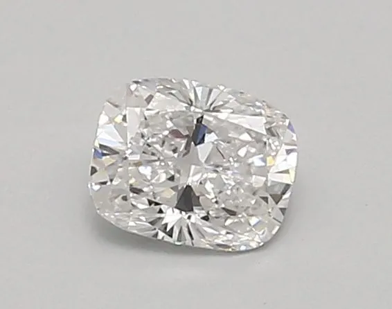 0.61ct CUSHION E VVS2 Lab Grown diamond