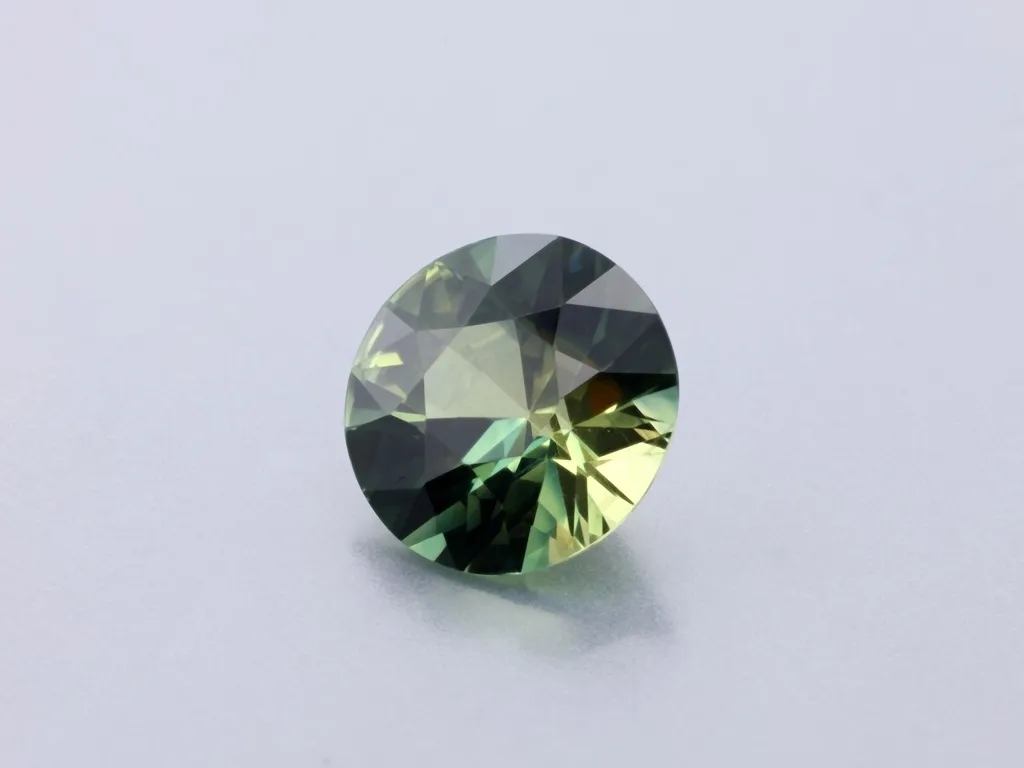 0.81ct Parti Sapphire, Round gemstone