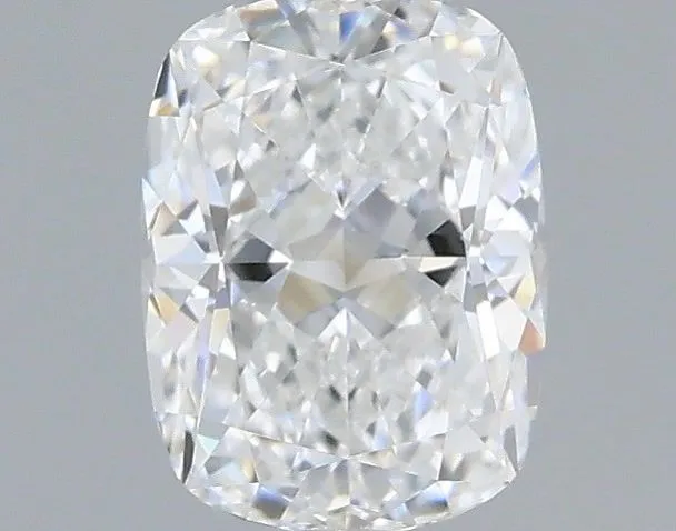 0.30ct CUSHION E VVS1 Natural diamond