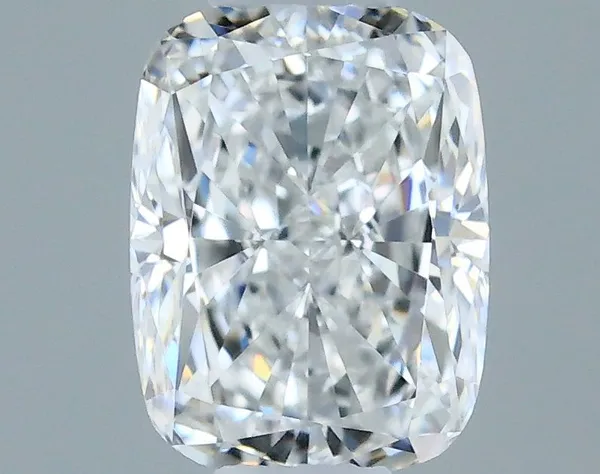 0.4ct CUSHION E VVS2 Natural diamond