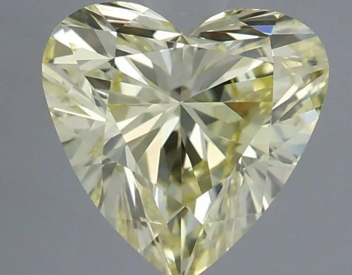 0.76ct HEART Fancy Yellow VVS2 Coloured Lab diamond