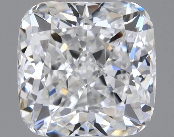 0.39ct CUSHION E VVS1 Natural diamond