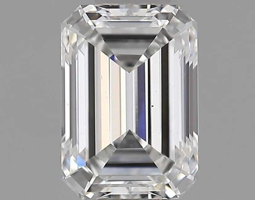 0.71ct EMERALD E VS2 Lab Grown diamond
