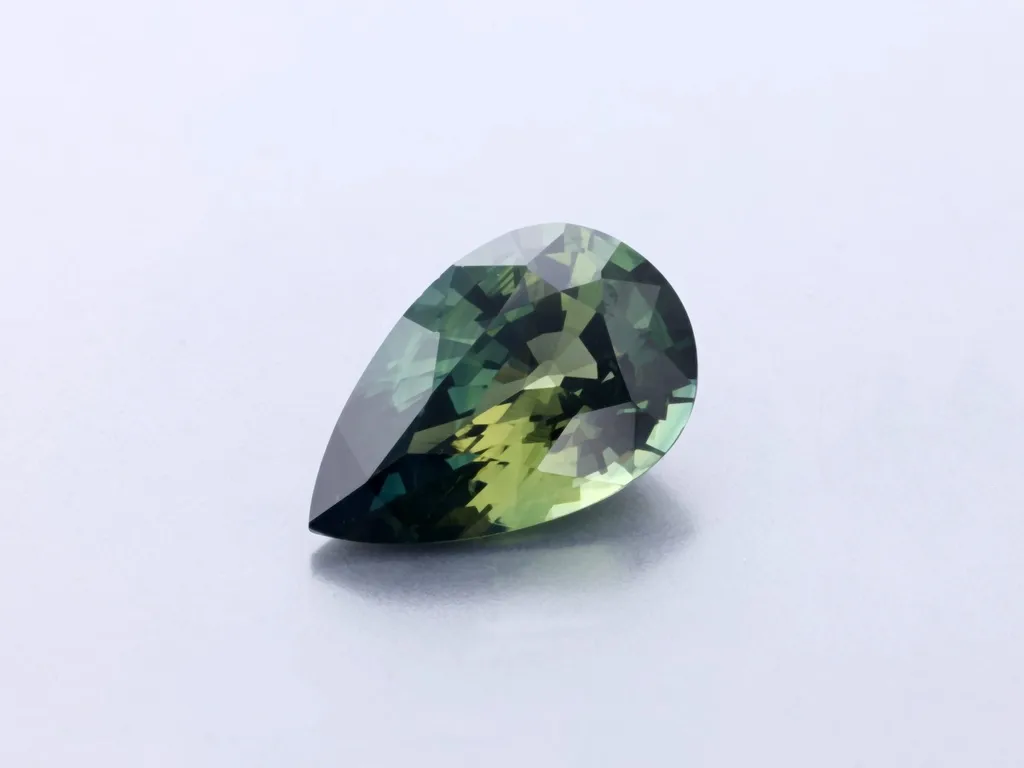 1.6ct Parti Sapphire, Pear Shape gemstone