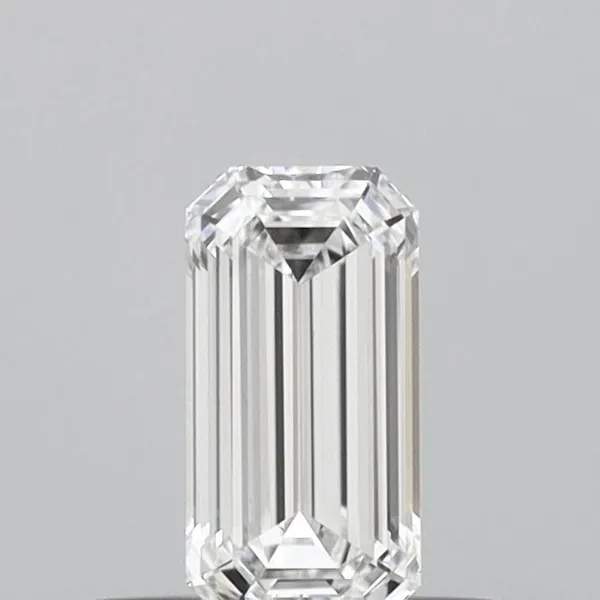 0.33ct EMERALD E VVS1 Natural diamond