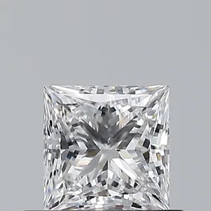 0.56ct PRINCESS D VVS2 Natural diamond