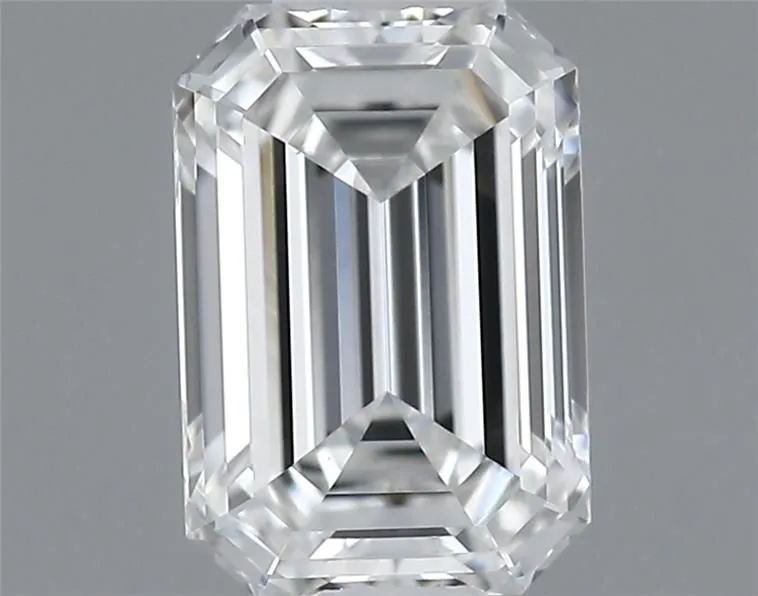 0.30ct EMERALD E VVS2 Natural diamond