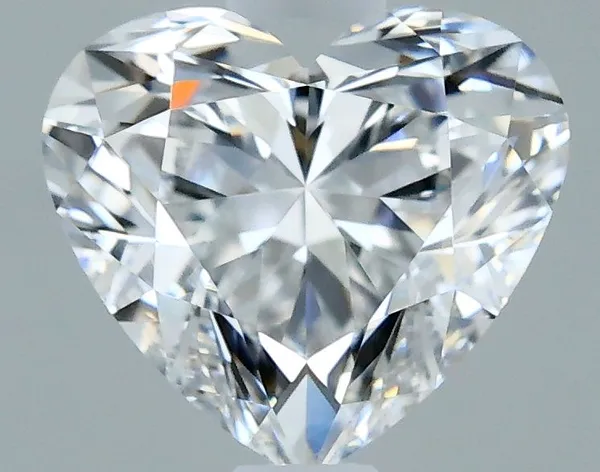 0.7ct HEART D VVS2 Natural diamond
