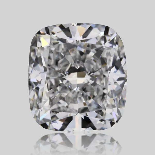 0.7ct CUSHION E VVS1 Natural diamond