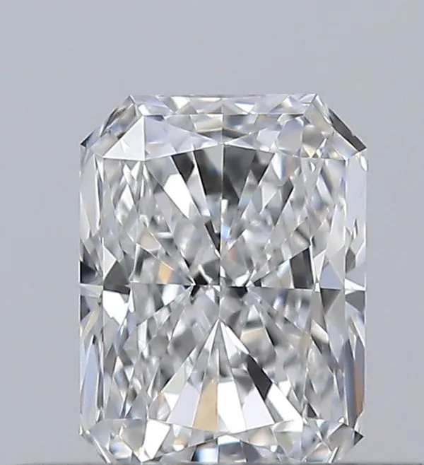 0.3ct RADIANT E IF Natural diamond