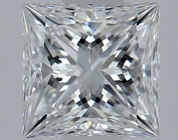 0.55ct PRINCESS E IF Natural diamond
