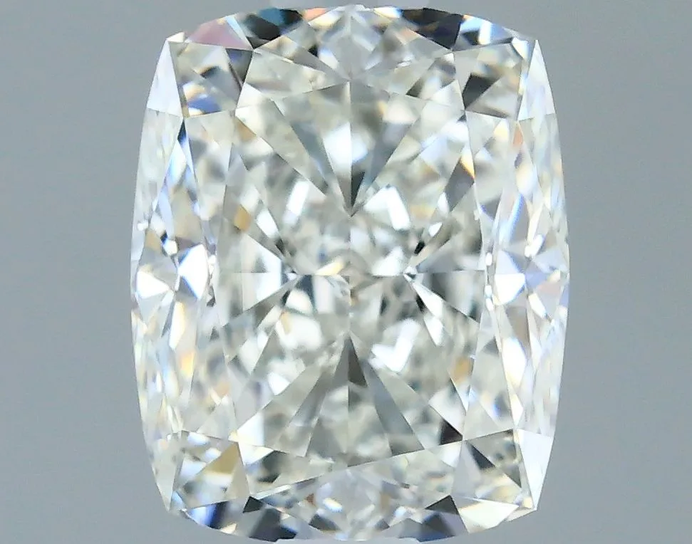 0.76ct CUSHION H VS1 Natural diamond