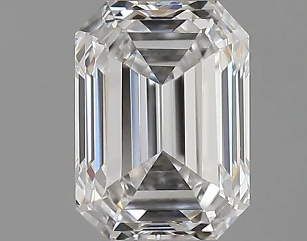 0.32ct EMERALD E VVS1 Natural diamond