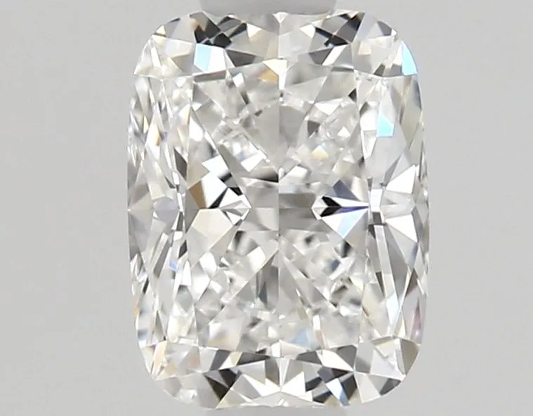 0.60ct CUSHION E VVS1 Natural diamond