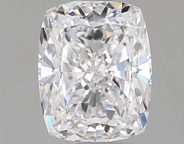 0.41ct CUSHION E VS2 Natural diamond