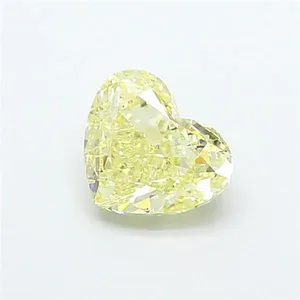 1.66ct HEART Fancy Light Yellow VS1 Coloured Lab diamond