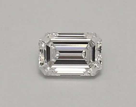 0.39ct EMERALD E VVS2 Lab Grown diamond