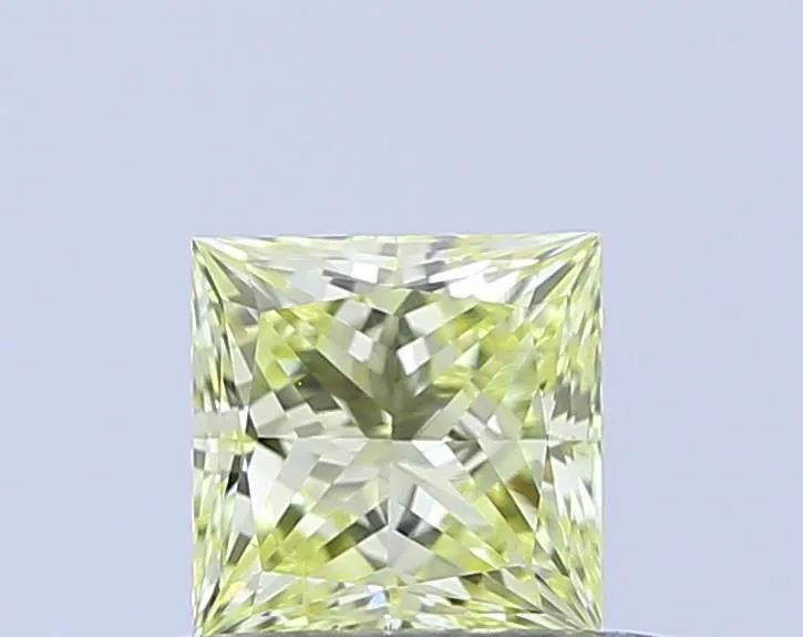 0.53ct PRINCESS Fancy Light Yellow VVS1 Coloured Lab diamond