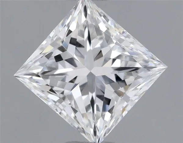 0.47ct PRINCESS E VVS2 Natural diamond