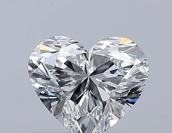 0.4ct HEART F VVS1 Natural diamond