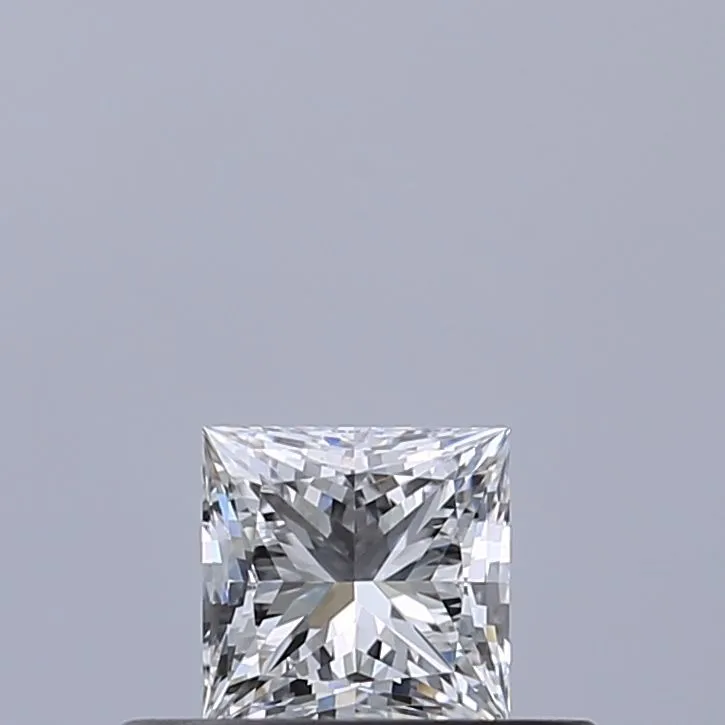 0.30ct PRINCESS D VVS1 Natural diamond