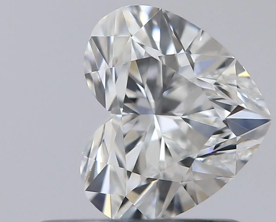 0.61ct HEART G VVS2 Natural diamond