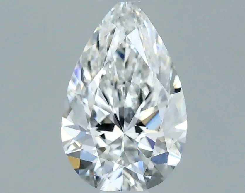 0.40ct PEAR F VVS2 Natural diamond