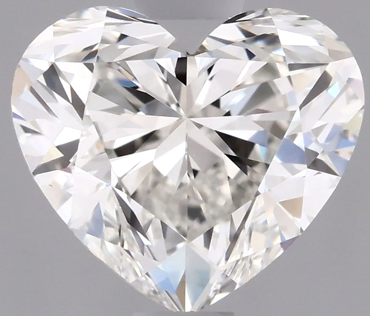 0.90ct HEART H VS1 Natural diamond