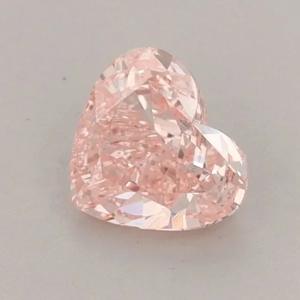 0.84ct HEART Fancy Vivid Pink VS1 Coloured Lab diamond