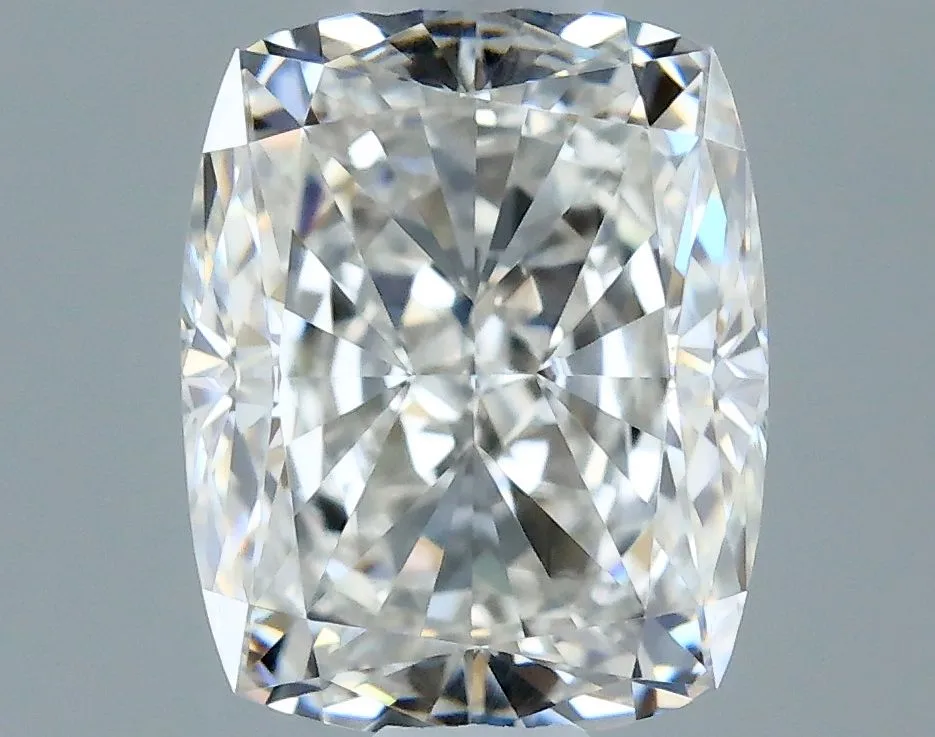 0.70ct CUSHION H VVS2 Natural diamond