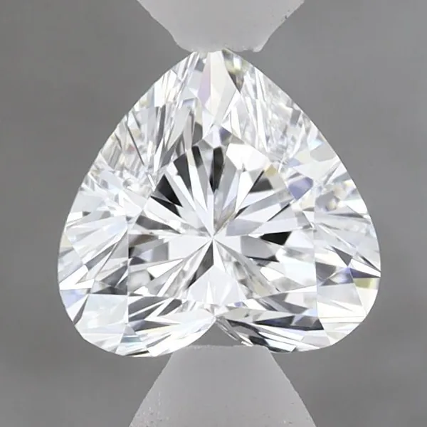 0.99ct HEART D VVS2 Lab diamond