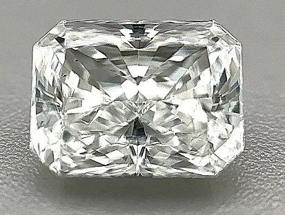 0.92ct RADIANT E VS2 Natural diamond