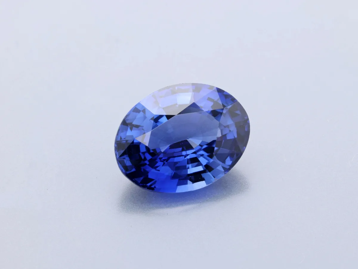 2.1ct Blue Sapphire, Oval gemstone