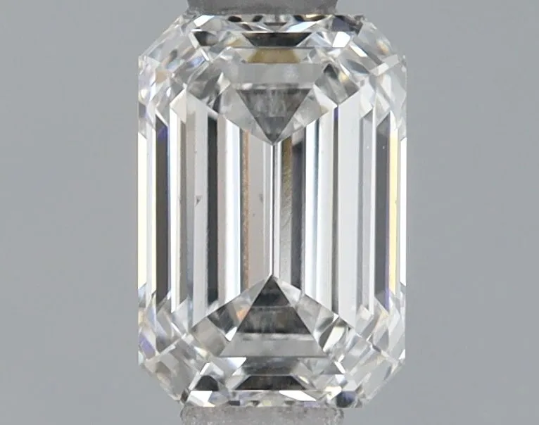 0.71ct EMERALD E VS2 Lab Grown diamond