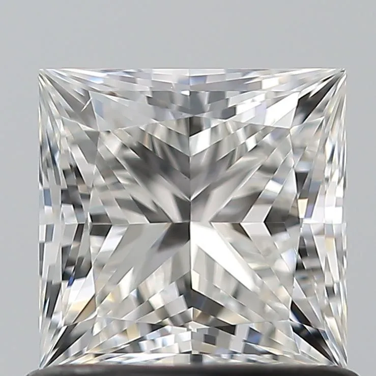 0.90ct PRINCESS H VS2 Natural diamond