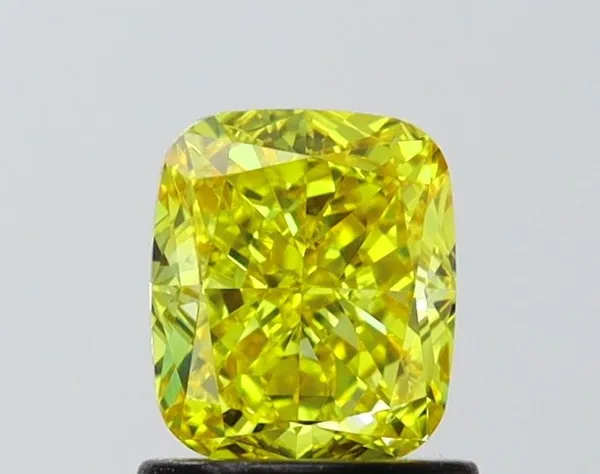 1.11ct CUSHION Fancy Vivid Yellow VS1 Coloured Lab diamond
