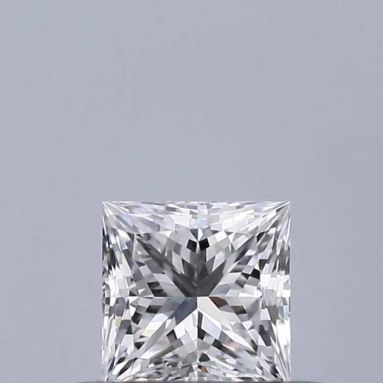 0.32ct PRINCESS D VVS2 Natural diamond