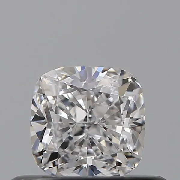 0.4ct CUSHION D VS2 Natural diamond