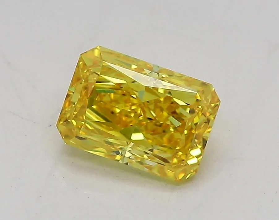 1.05ct RADIANT Fancy Intense Yellow VS1 Coloured Lab diamond