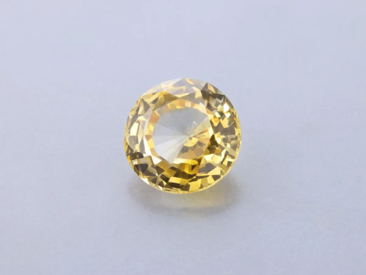 1.01ct Yellow Sapphire, Round gemstone