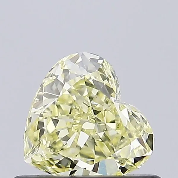 0.51ct HEART Fancy Light Yellow VVS2 Coloured Lab diamond