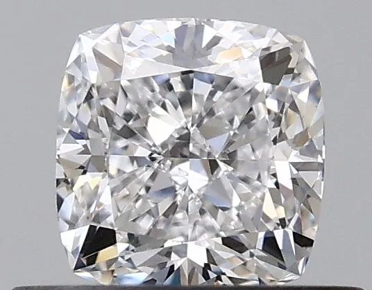 0.5ct CUSHION D VVS1 Natural diamond