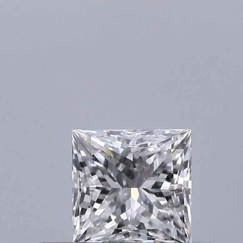 0.31ct PRINCESS D VVS1 Natural diamond