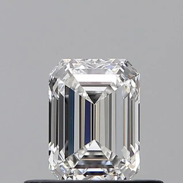 0.51ct EMERALD F VVS2 Natural diamond