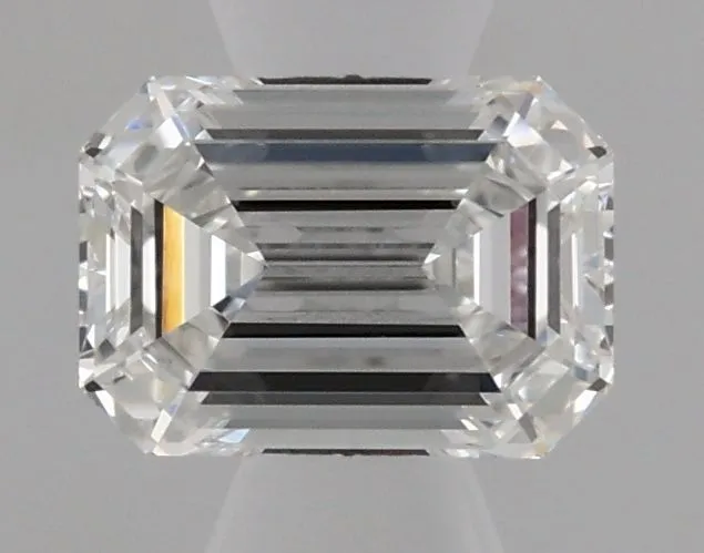 0.34ct EMERALD E VVS2 Natural diamond